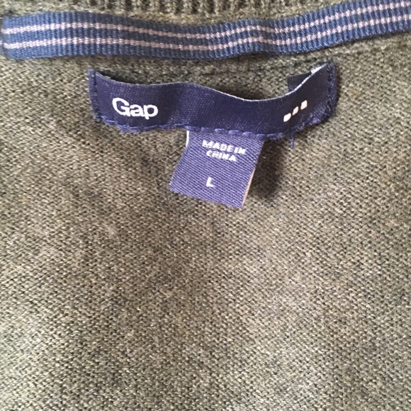 GAP olive cotton v neck sweater - Picture 5 of 6